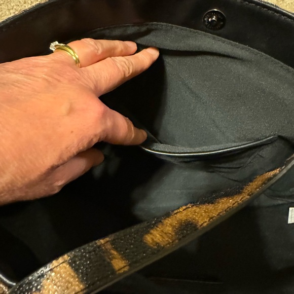 Chico’s Leopard Print tote 👜 - Picture 8 of 9